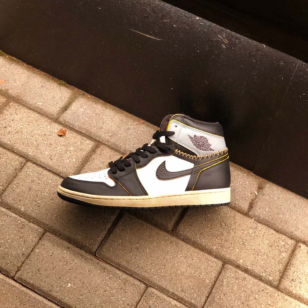 Jordan 1 - Picture 2 of 5